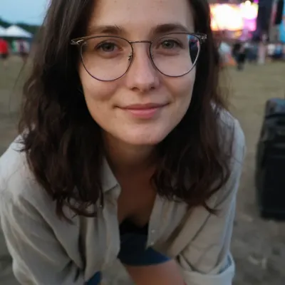 Аня, 40